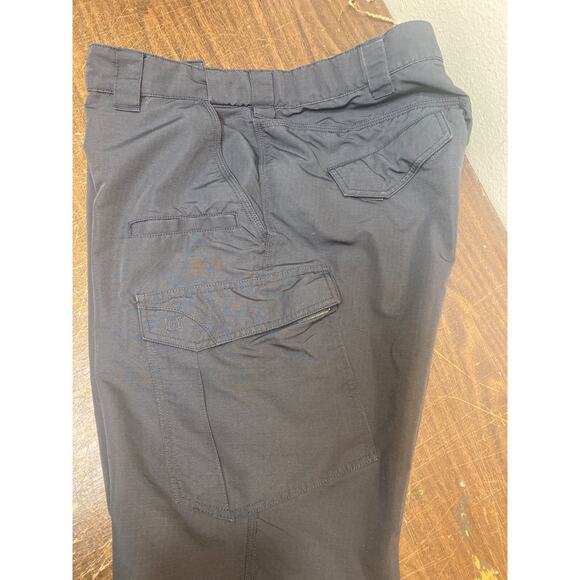 Tactical 5.11 Men’s Charcoal Cargo Pants Measures 38x30 - Picture 7 of 8